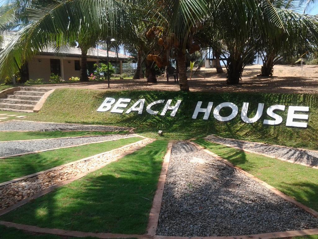 Beach House Negombo Zimmer foto