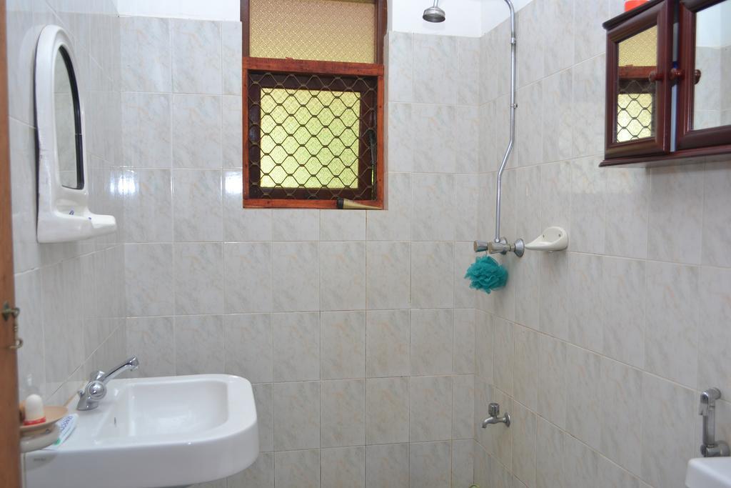 Beach House Negombo Exterior foto