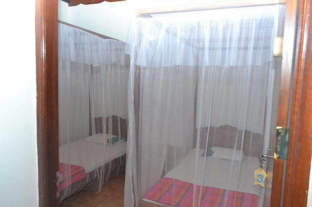 Beach House Negombo Exterior foto